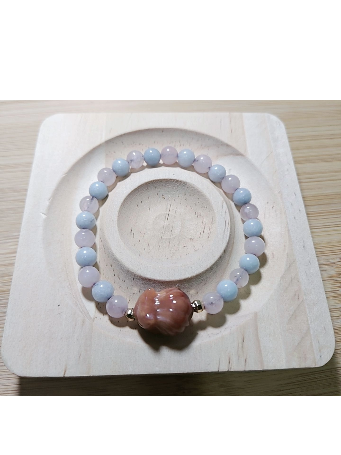 海藍寶 × 粉水晶 × 九尾狐雕刻手串
